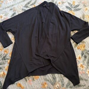 BEYOND YOGA Drape Front Cardigan soft black medium